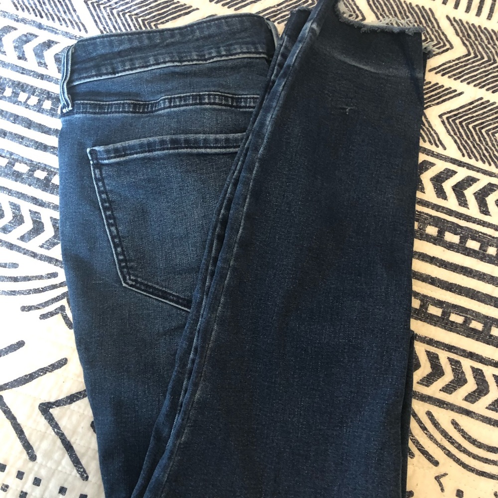 Old navy Rockstar distressed raw hem